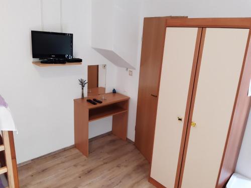 Apartmani - Grginović - image 12
