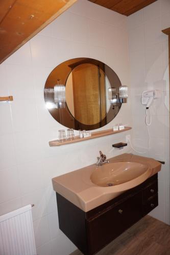Hotel Untermetzger – Zell am Ziller, IL