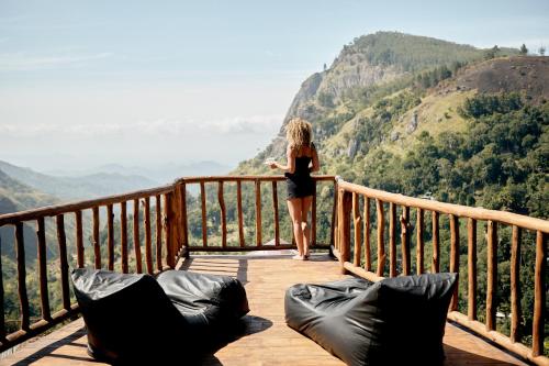 Deluxe Double Room with Balcony image 10