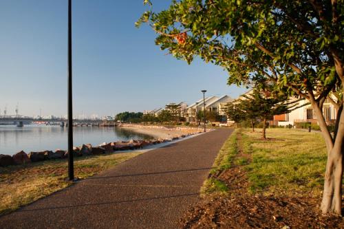 Newcastle Harbourside Terraces