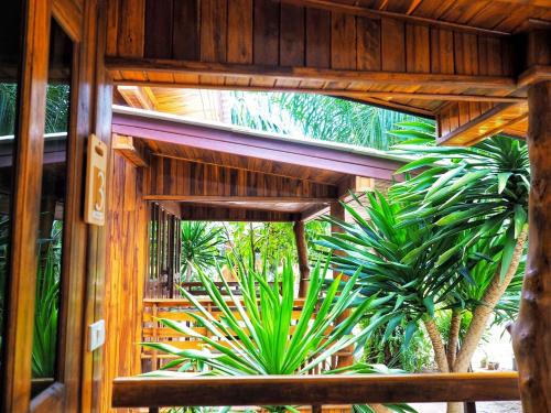 Baansuan Resort near Donsak Pier