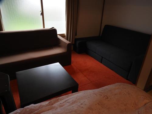 Hunter Lodge - image 2
