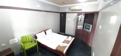 Prakash Hotel