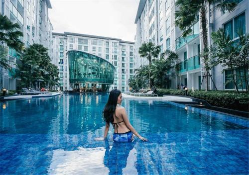 Pattaya CCR High-end Vacation Pool Apartment Pattaya CCR High-end Vacation Pool Apartment