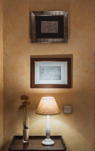 Small Double Room image 10
