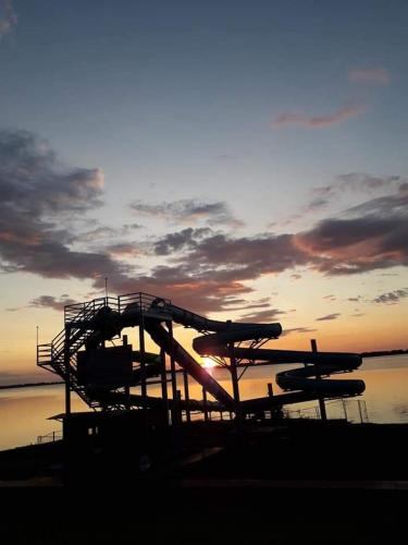 Tiszavirag Vendeghaz in 阿巴德薩洛克