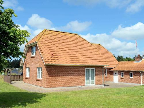 14 person holiday home in Bl vand