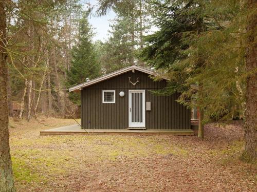 . 6 person holiday home in Store Fuglede