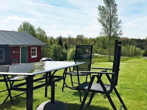 6 person holiday home in H CKSVIK