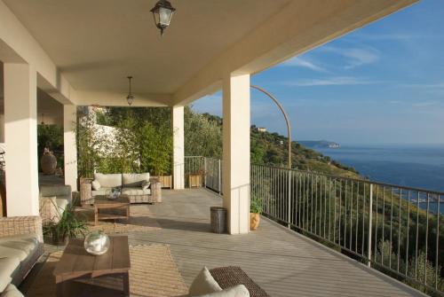 Santo Mercurio Country House 1
