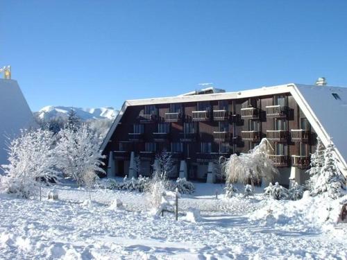 STUDIO 4 COUCHAGES A St JEAN-MONTCLAR ÉTÉ/HIVER (STUDIO 4 COUCHAGES A St JEAN-MONTCLAR ETE/HIVER) in Montclar