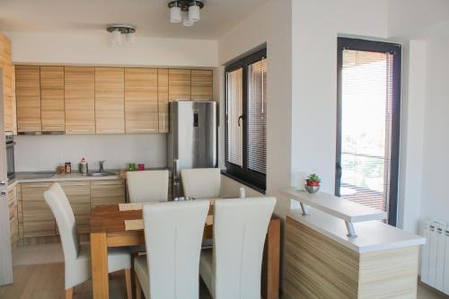 High End Apartments in Diamond Garden Building, Скопье (фото 10)