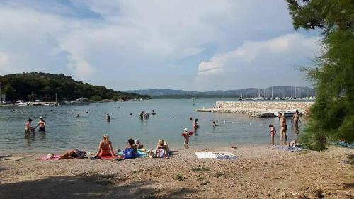  Room for 2 by the sea in Betina