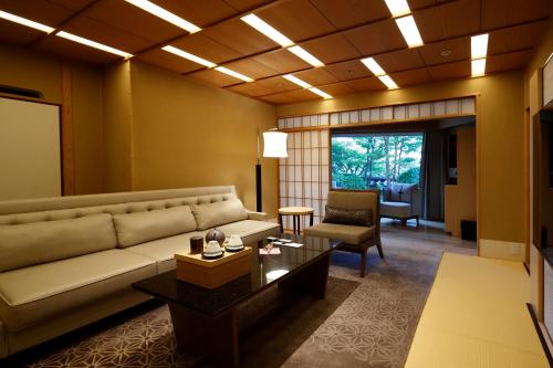 Superior Japanese Suite King Room