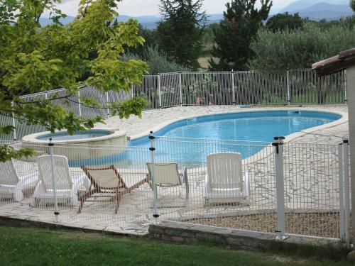 Maison Cévennes Gard 6-8 personnes piscine privée - Location saisonnière - Savignargues