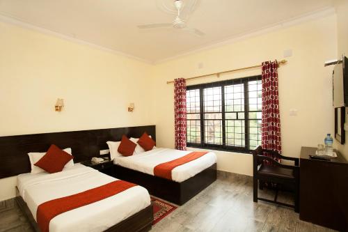 Double Room image 2