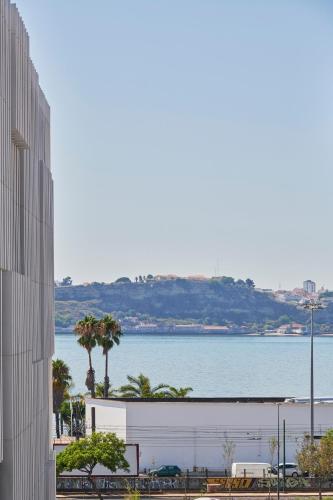 Lisbon Five Stars Apartments Bica - image 4