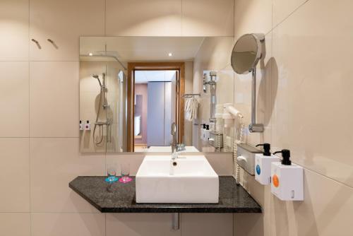 Quality Hotel Expo - image 8