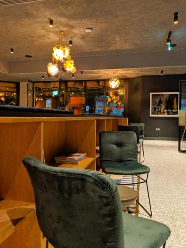 Marlin Hotel Stephens Green - image 7