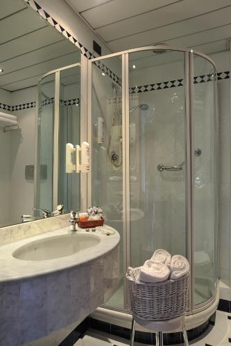 Hotel Bologna Airport - image 7
