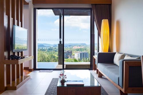 room detail thumbnail 1