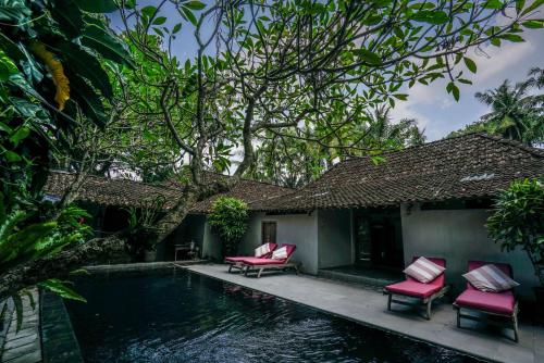 Basen, d Omah Hotel Yogya in Bantul