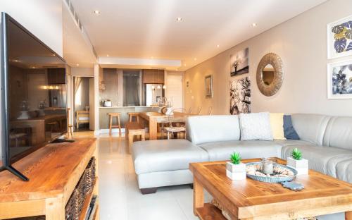 Luxury Ocean View 2 Bed Apartment 259 Eden on the Bay, Blouberg, Cape Town