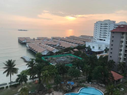 Glory Beach Resort in Port Dickson, Malaysia - Bewertungen, Preise 