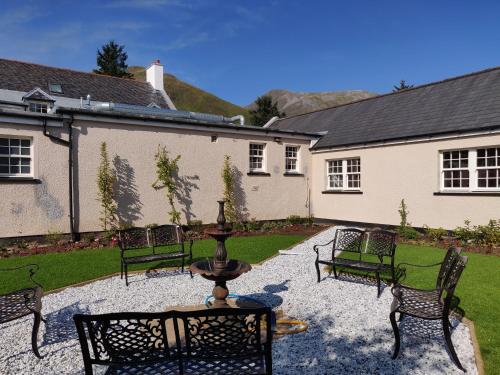 The Cluanie Inn in Tomdoun