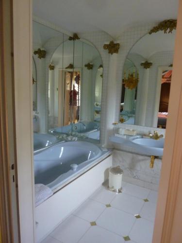 Le Petit Manoir des Bruyères - image 3
