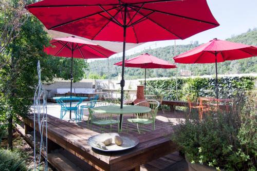 River Rock Inn in มาริโปซา (CA)