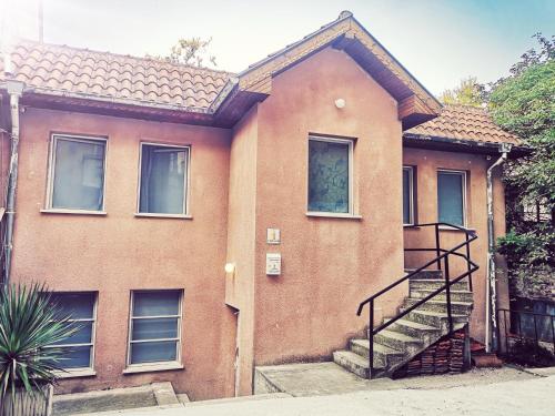 PIJAMA HOUSE - image 8