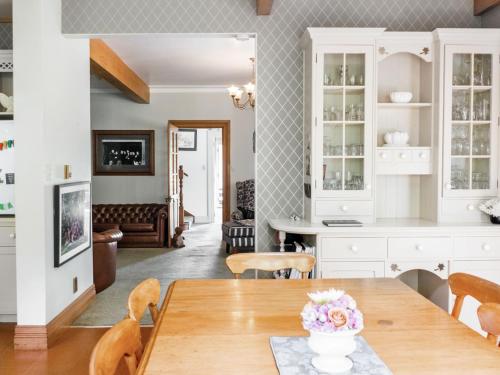 Kitchen, Goodin Country Garden in Okato