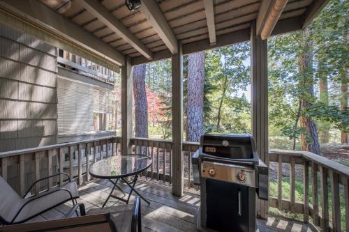 The Cozy Downtime Condo