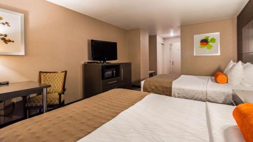 Best Western Plus Rama Inn & Suites - image 14