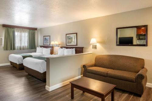 Facilities, Quality Inn & Suites El Cajon San Diego East in El Cajon (CA)