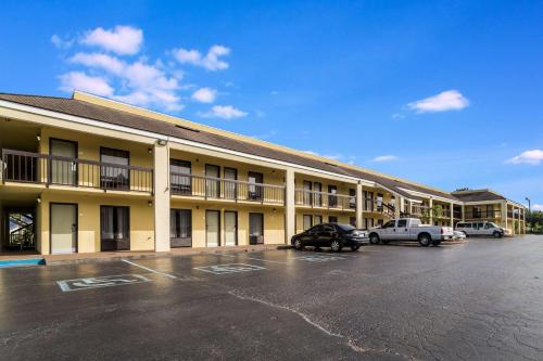 体育馆品质汽车旅馆 体育馆品质汽车旅馆