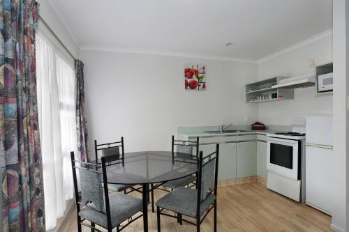 Cocina, Pavilion Motel & Conference Centre in Palmerston Norte