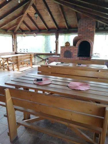 Pensiunea Lacul Albesti in Curtea De Arges