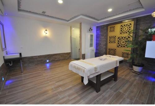 Lory Queen luxury apartment