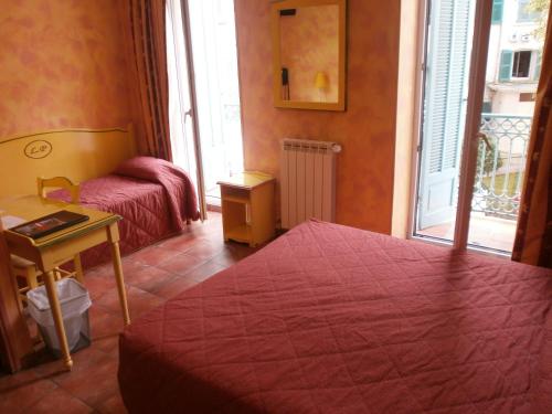 Little Palace - image 4