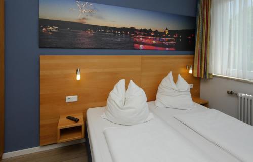 Rheinsteigblick Double Room -Public Transport Ticket included