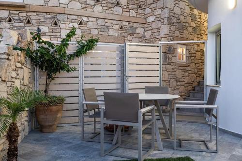 Magnolia Studios & Apartments – Falassarna
