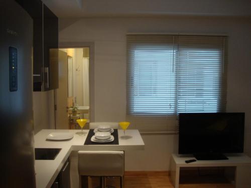 Standard One-Bedroom Apartment image 10