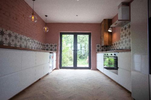 Arlo, Fallowfield, Greater Manchester