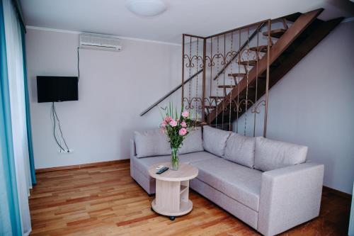 Elka Hills Hotel - image 6