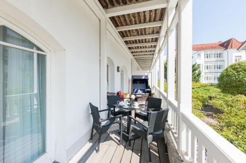 2 bedrooms, 3 beds