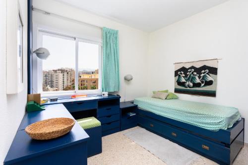Frontline Santa Cruz with sea view - main image