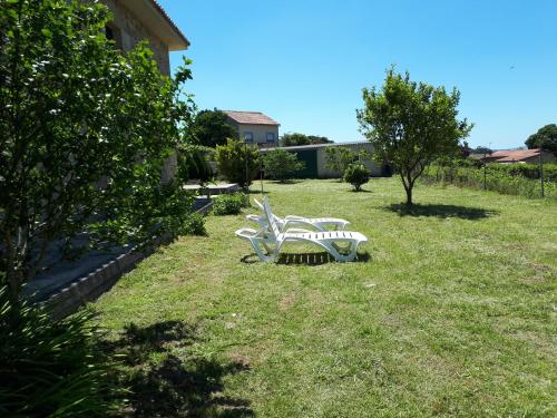 Kert, Casa Rural Manuela in As Mirans