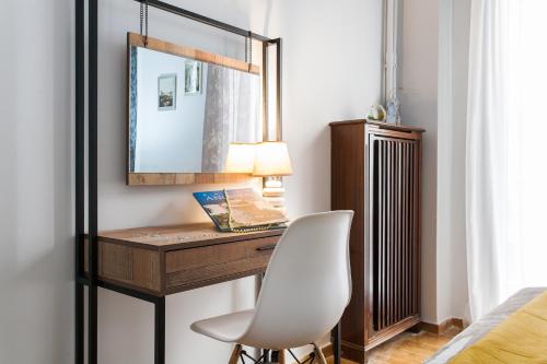  Cozy, Central, Safe Double rooms in apartment, close to Acropolis in Athen